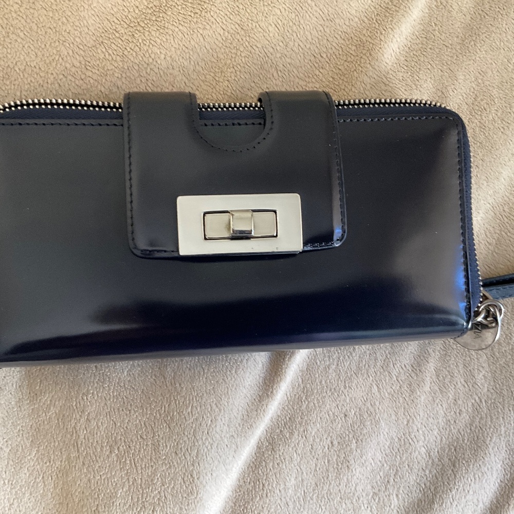 Patricia Pepe wallet